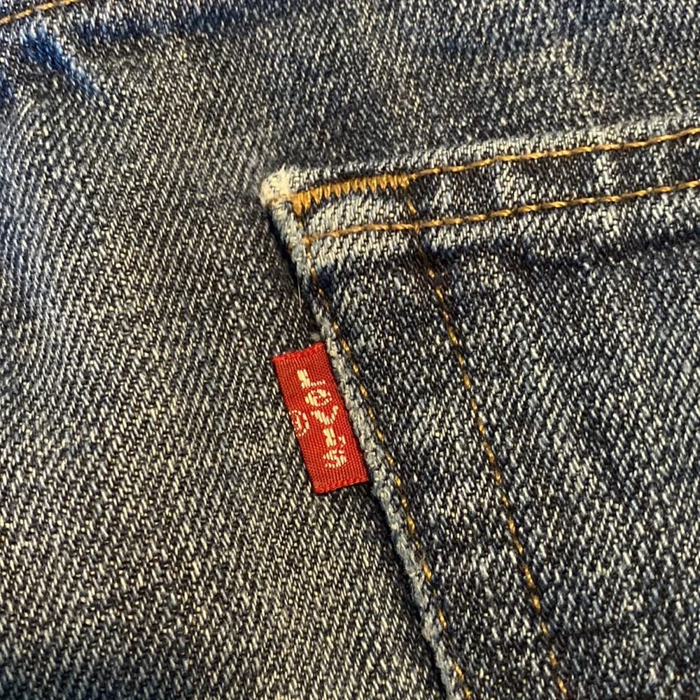 Levis preowned well